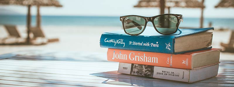 post-headers_beach_read_summer