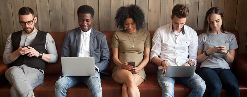 post-headers_Millennials_on_phones