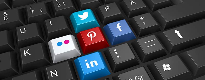 post-headers_social_media_keyboard