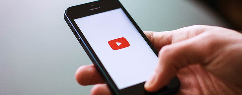 post-headers_video_youtube_phone