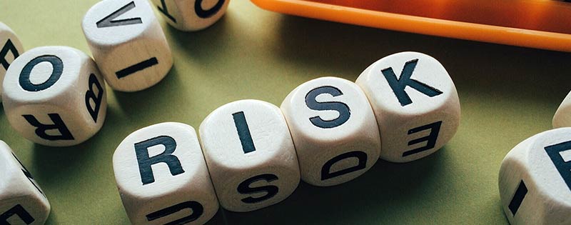post-headers_risk_dice